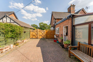 Gated Block Paved Drive- click for photo gallery